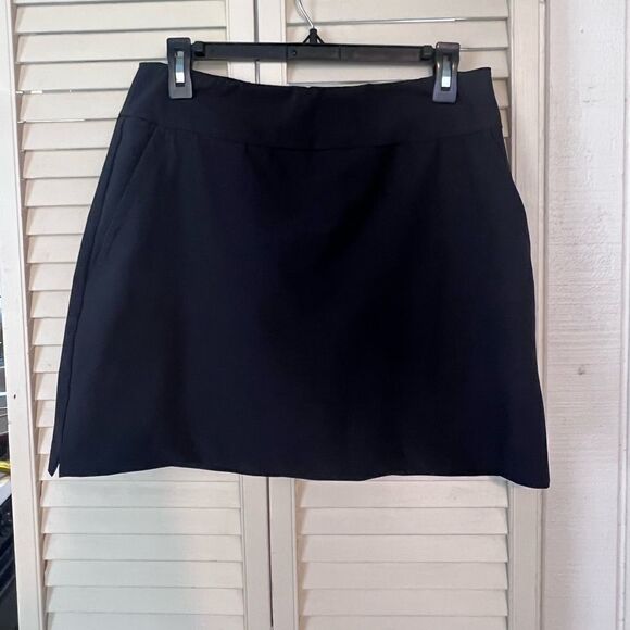 TAIL black skort with pockets - Picture 1 of 8